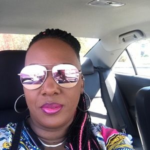 Meet your Posher, Christel